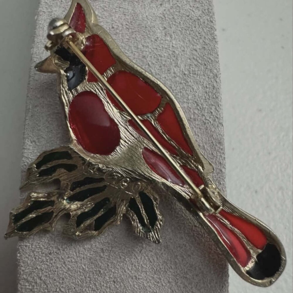 Cardinal Brooch - Picture 2 of 2